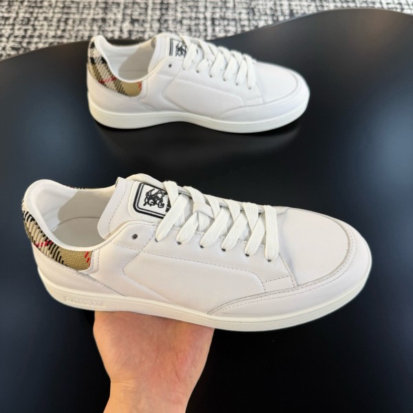 [BURBERRY] 버버리 빈티지 스니커즈 남성용