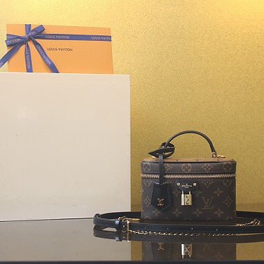 [LOUIS VUITTON] 루이비통 미니백 베니티 체인 파우치 모노그램  M47125