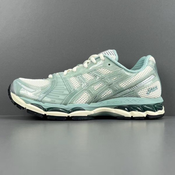 [ASICS] 아식스 x 로니 피그 젤 카야노 12.1 크림 세이지 1203A675-100 남녀공용 (ZH공장)