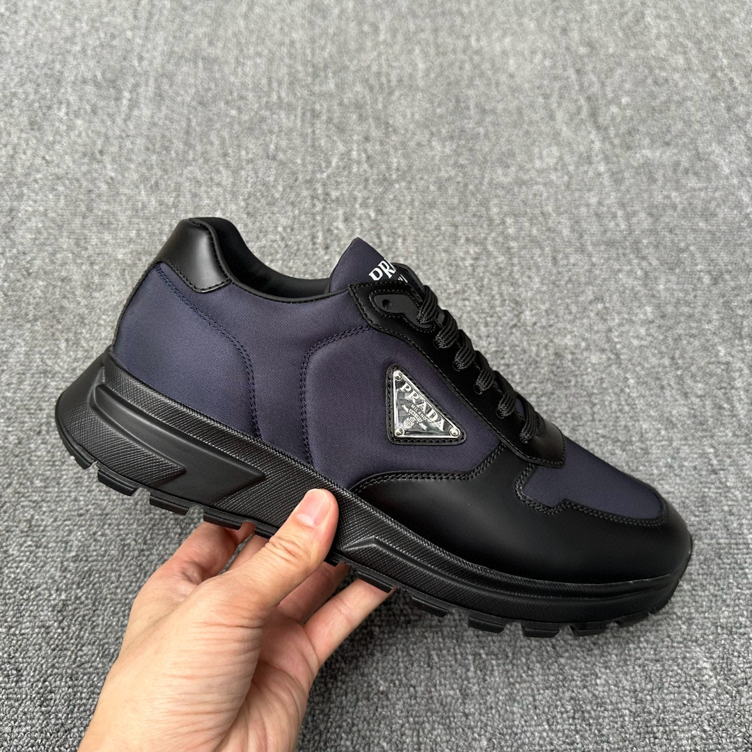 [PRADA] 프라다 프랙스 스니커즈 남성용