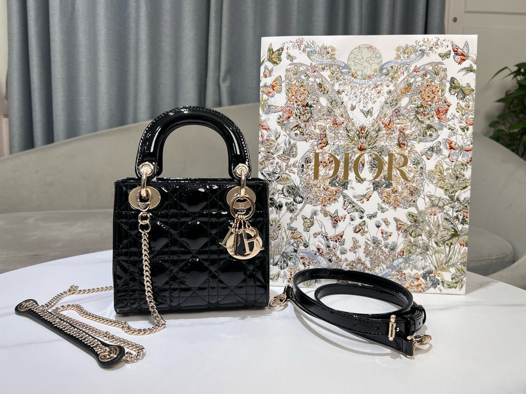 [DIOR] 디올 레이디 미니 디올백 C1004