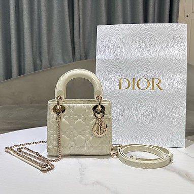 [DIOR] 디올 레이디 미니 디올백 C1004