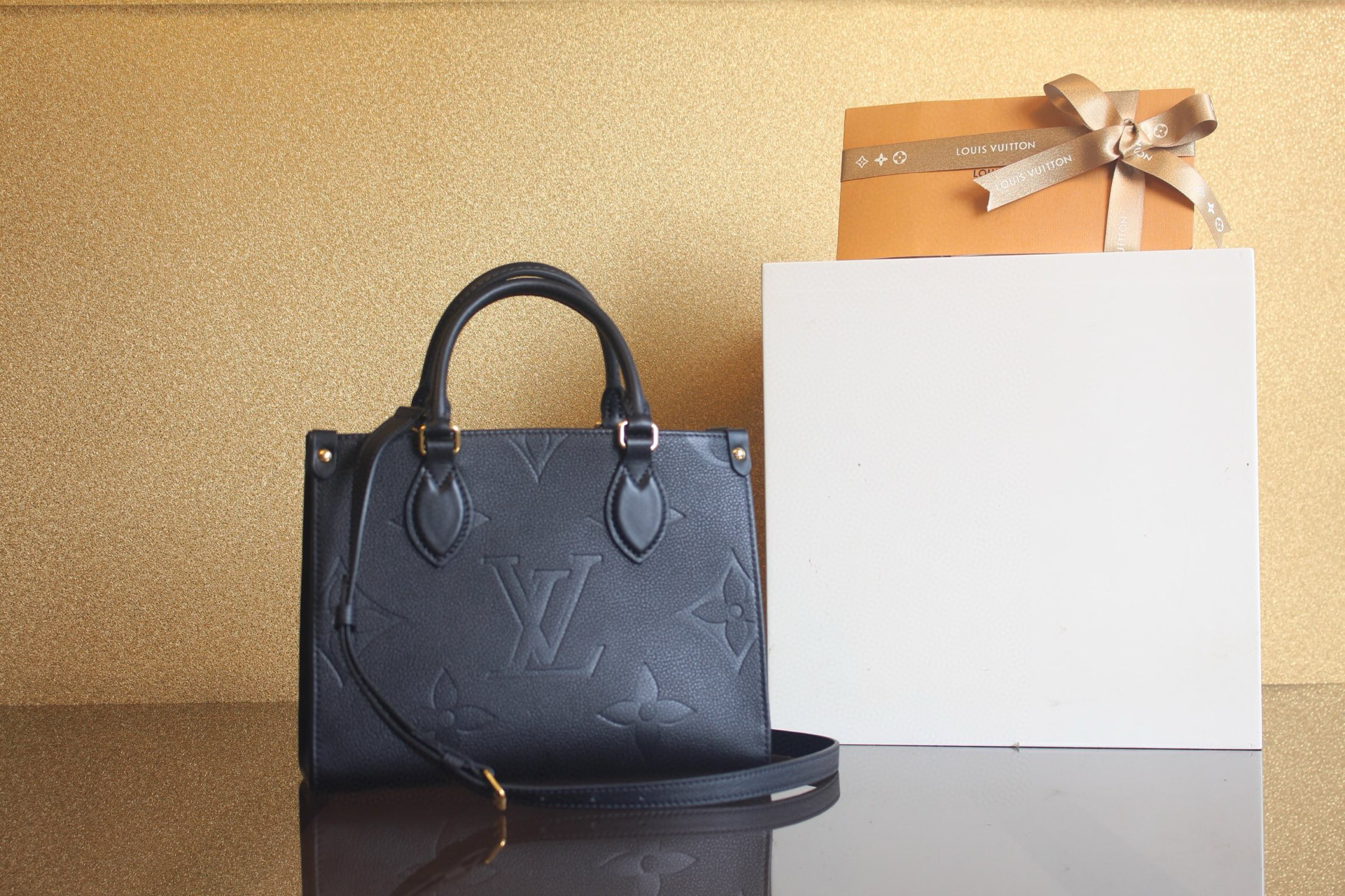 [LOUIS VUITTON] 루이비통 온더고 PM M45653