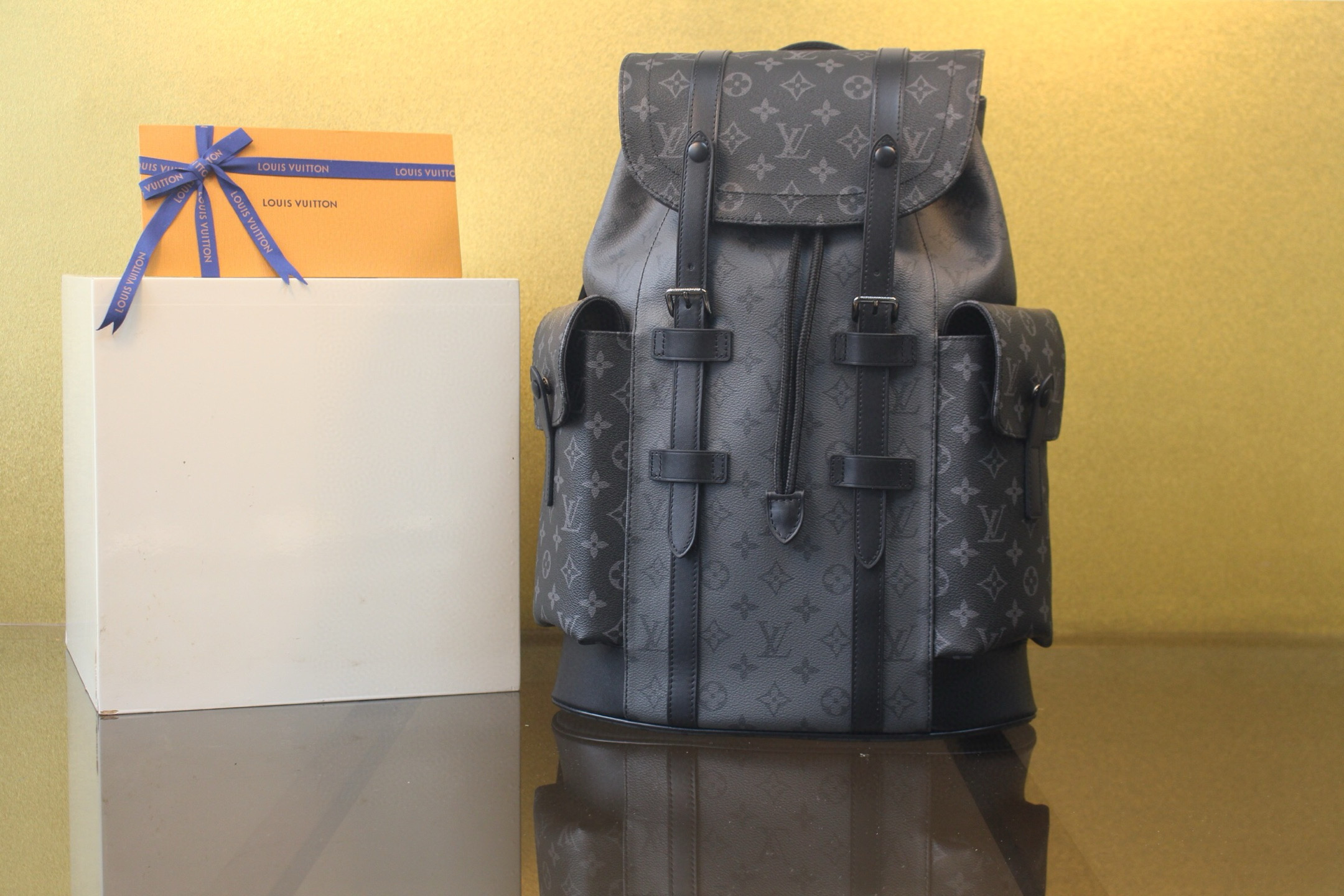 [LOUIS VUITTON] 루이비통 크리스토퍼 MM 모노그램 이클립스 M45419