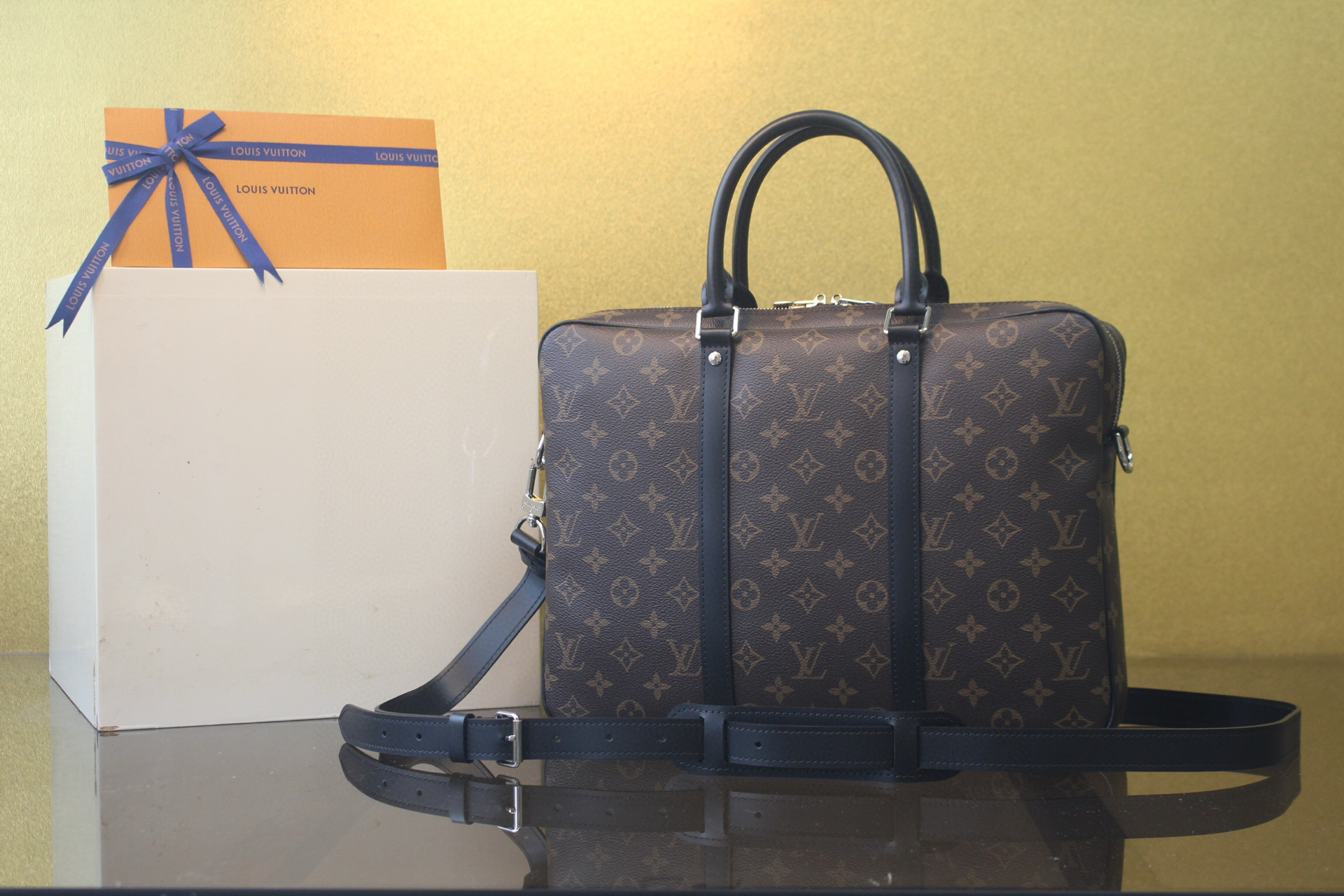 [LOUIS VUITTON] 루이비통 모노그램 마카사르 포르트 도큐멍 보야주 PM M52005