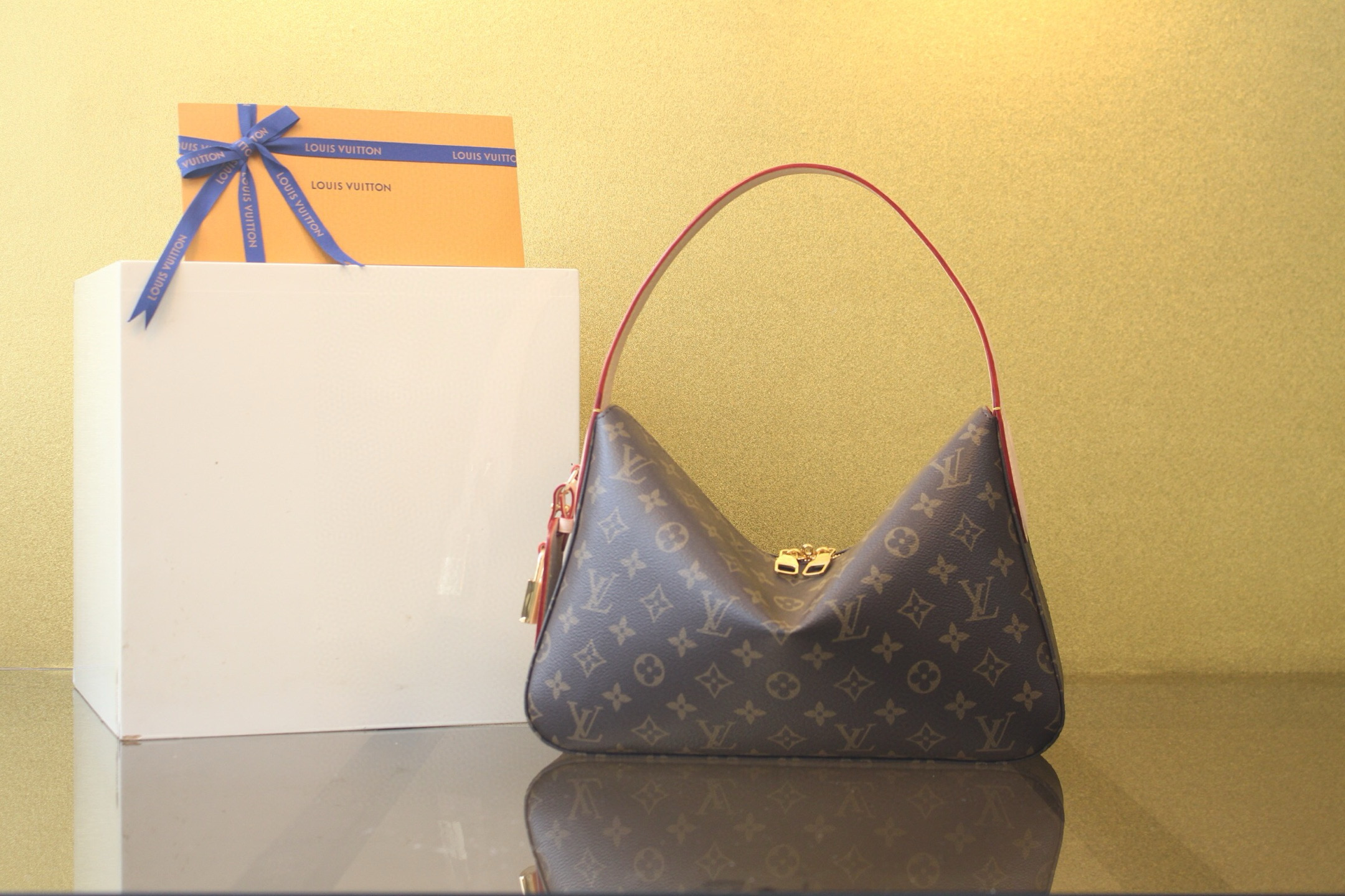 [LOUIS VUITTON] 루이비통 슬라우치 PM 모노그램 M11952