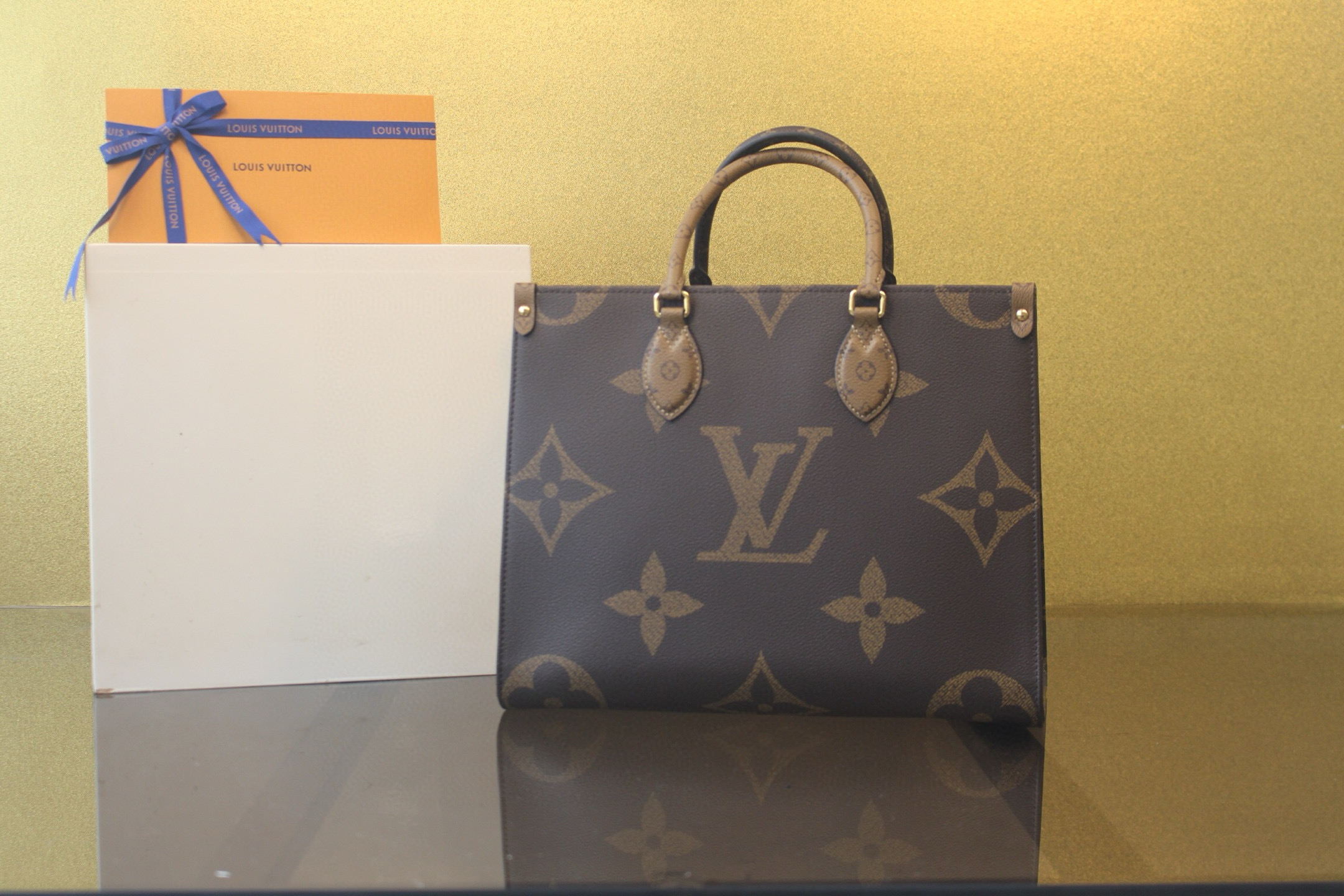 [LOUIS VUITTON] 루이비통 온더고 MM 모노그램 M45321