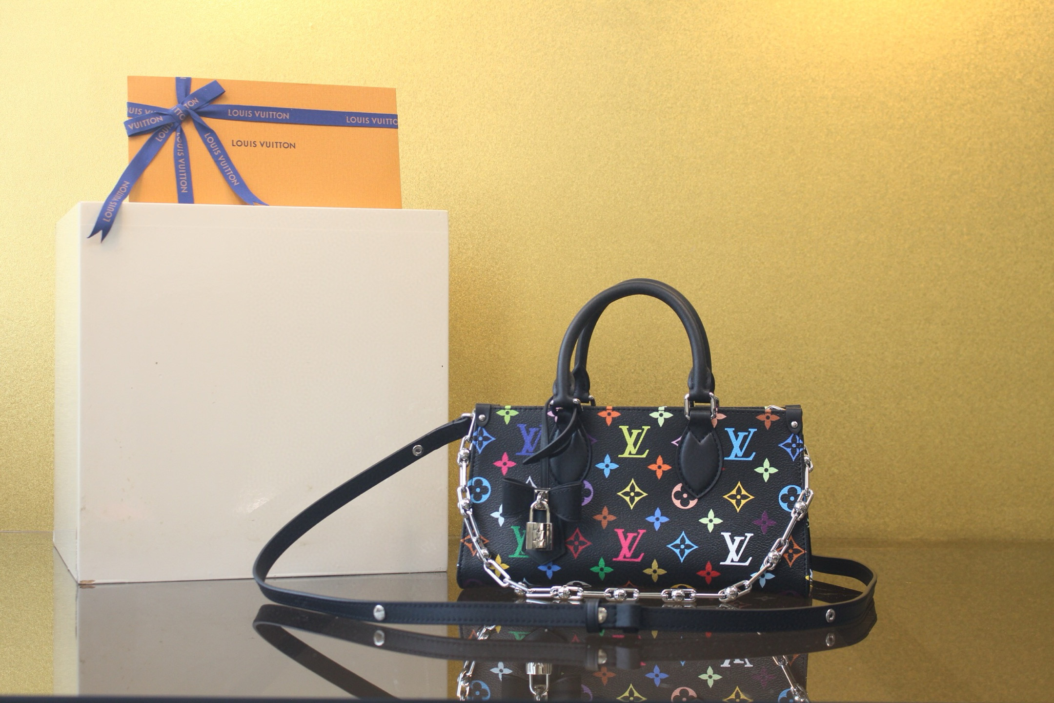 [LOUIS VUITTON] 루이비통 x TM 온더고 이스트 웨스트 체인 M13260