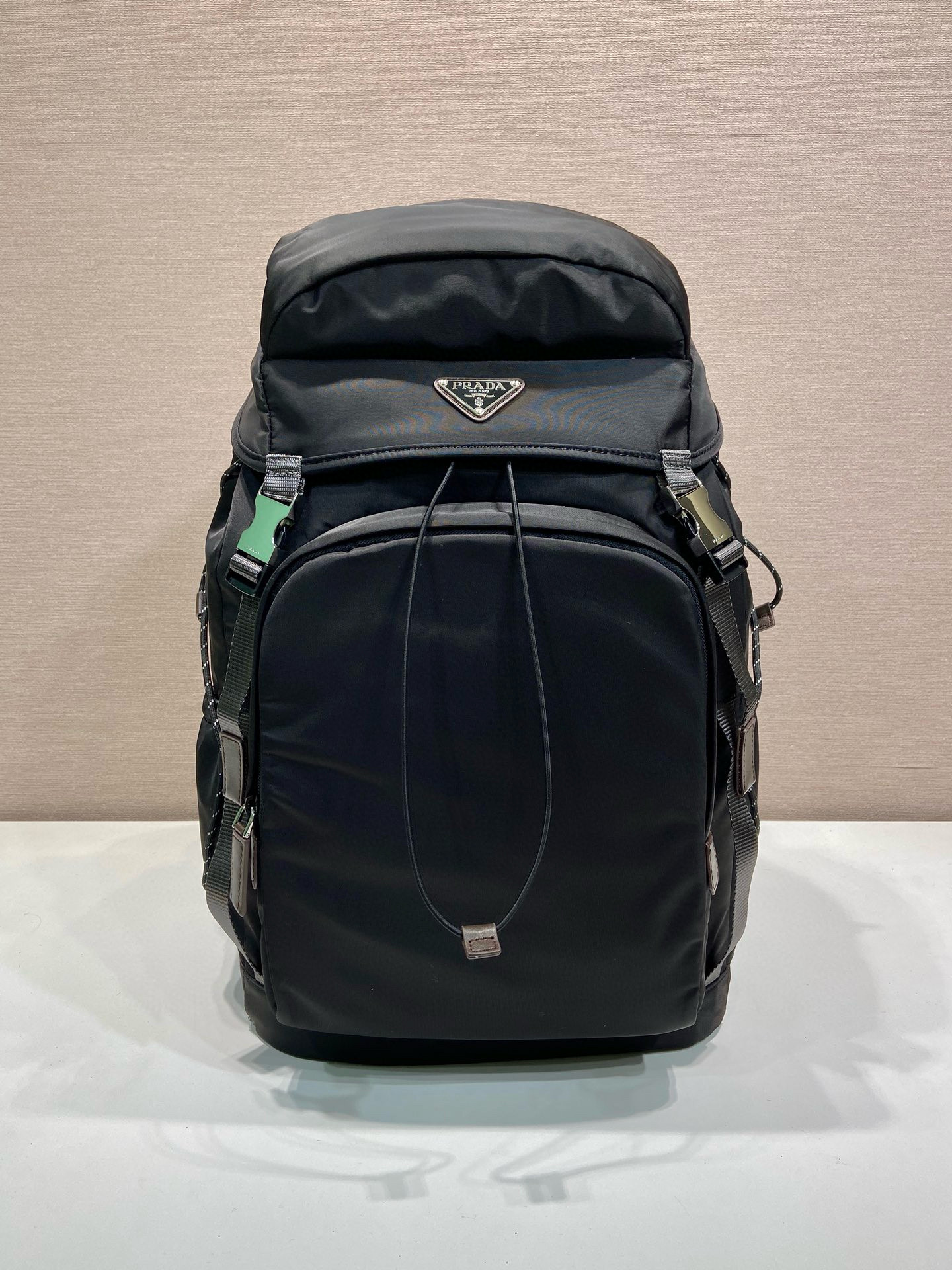 [PRADA] 프라다 리나일론 백팩 2VZ123