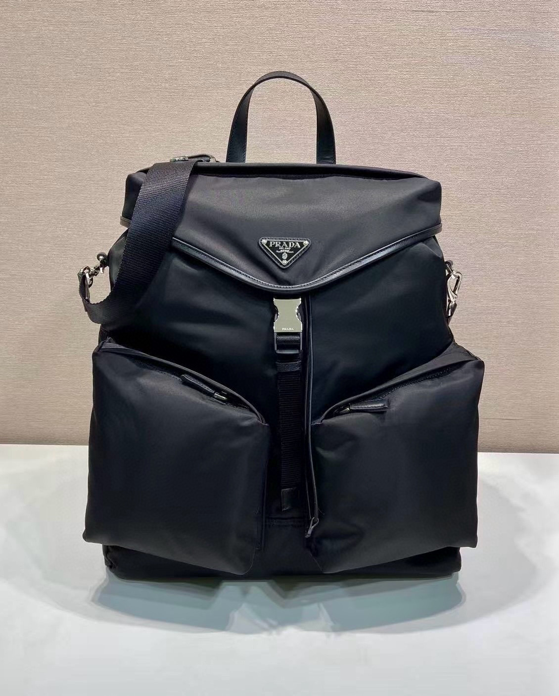 [PRADA] 프라다 리나일론 백팩 2VZ108