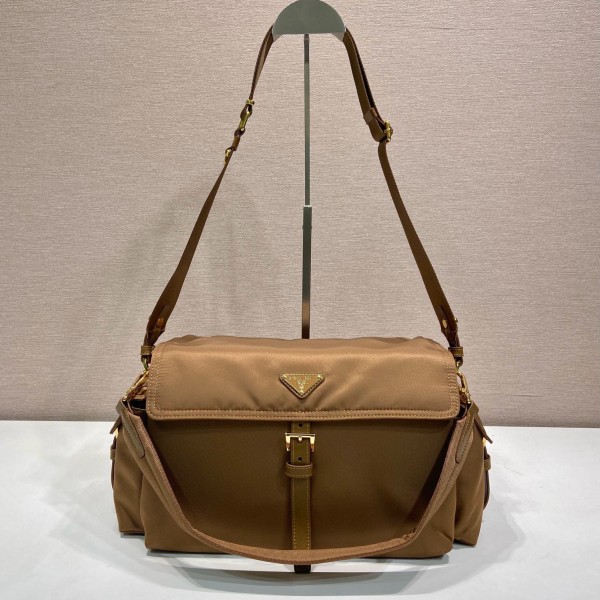 [PRADA] 프라다 익스플로어 라지 숄더백 1BD391