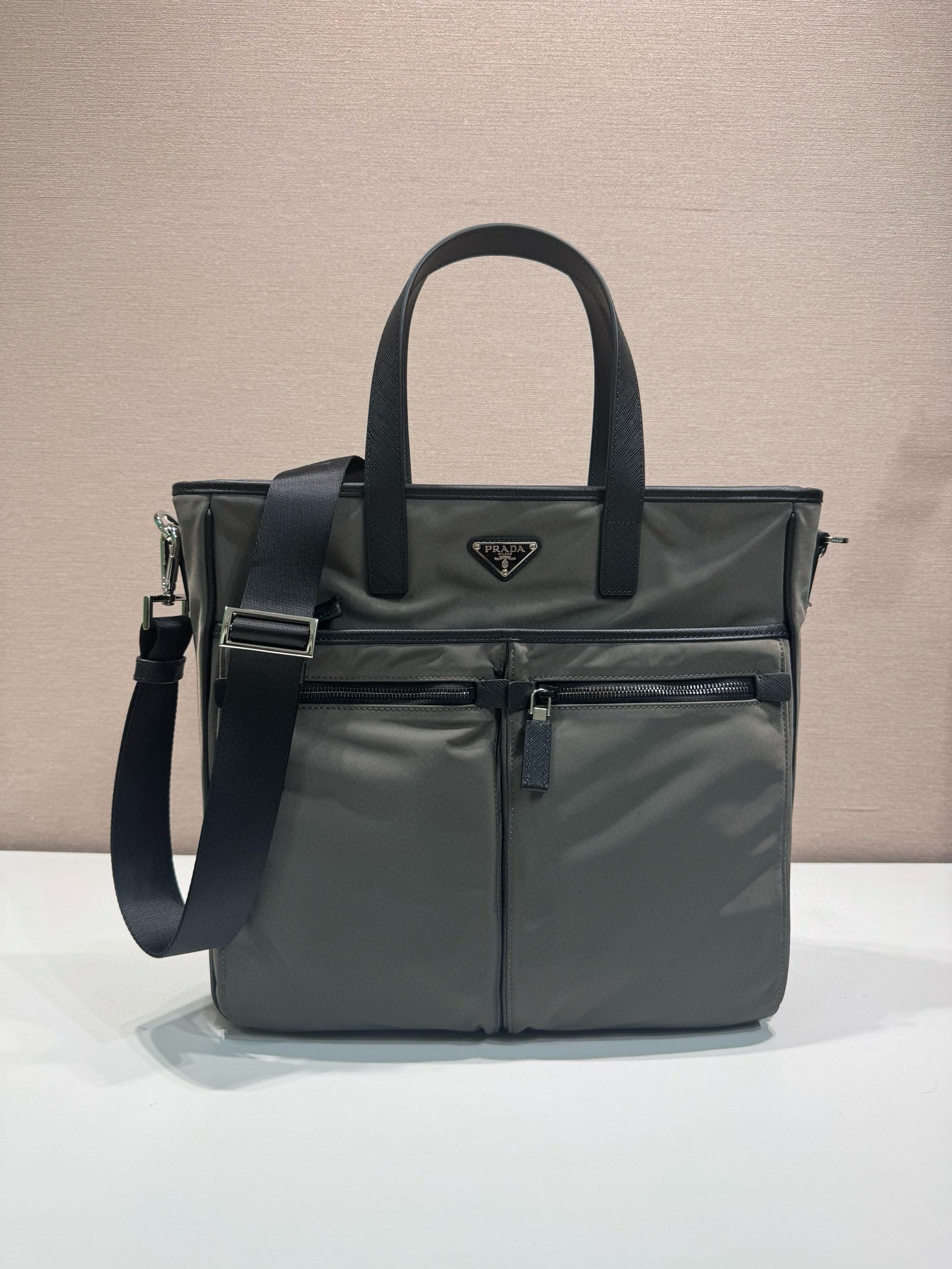 [PRADA] 프라다 리나일론 토트백 2VG860