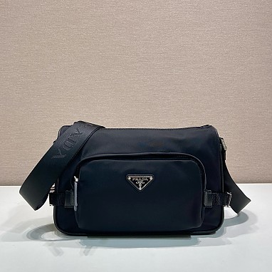 [PRADA] 프라다 리나일론 사피아노 미디엄 숄더백 2VH192