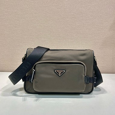 [PRADA] 프라다 리나일론 사피아노 미디엄 숄더백 2VH192