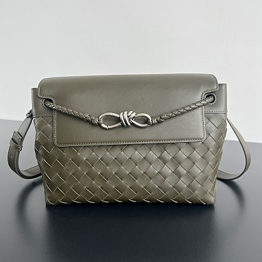 [BOTTEGA VENETA] 보테가베네타 스몰 안디아모 메신저백 815781