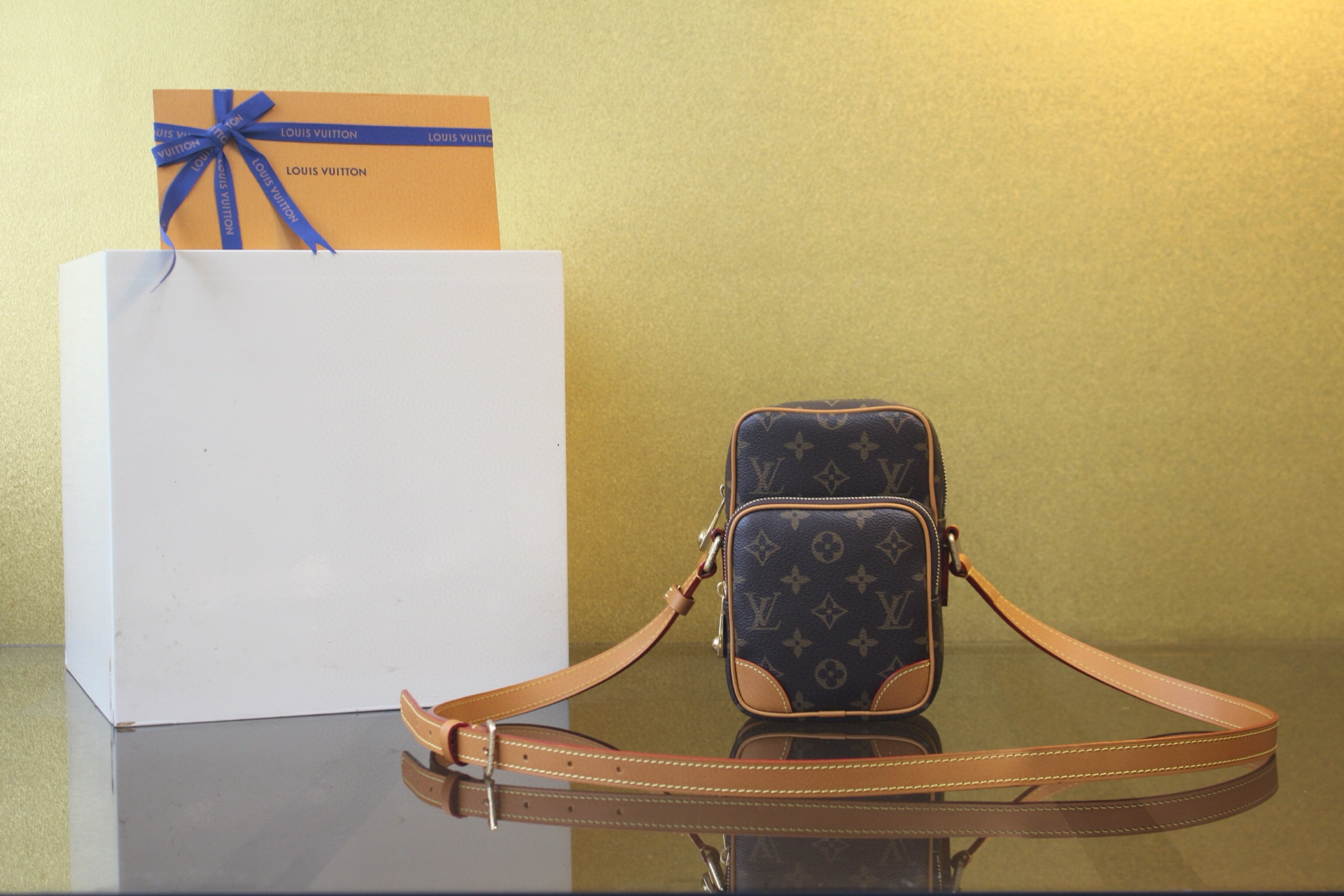 [LOUIS VUITTON] 루이비통 모노그램 아마존 크로스백 M14014