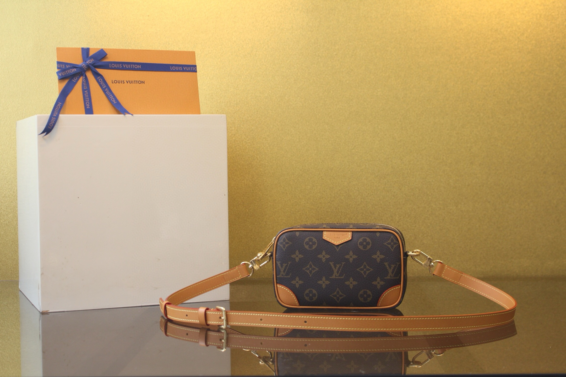 [LOUIS VUITTON] 루이비통 트로카데로 웨어러블 월렛 모노그램 M14058