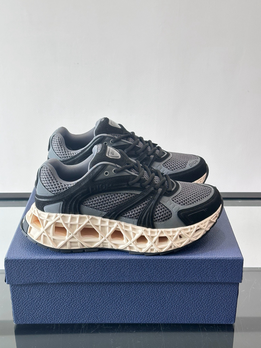 [DIOR] 디올 B35 NXXT 스니커즈 남성용