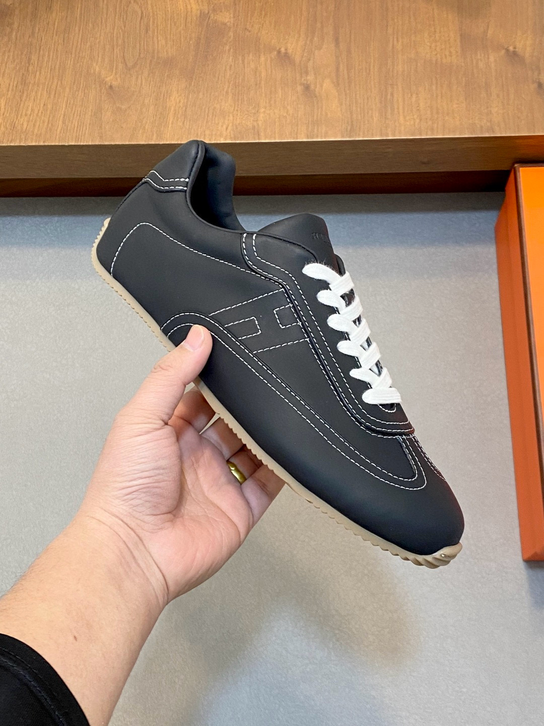 [HERMES] 에르메스 마스터 스니커즈 남성용