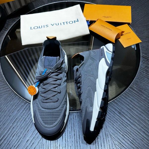 [LOUIS VUITTON] 루이비통 러너 타틱 스니커즈 남성용