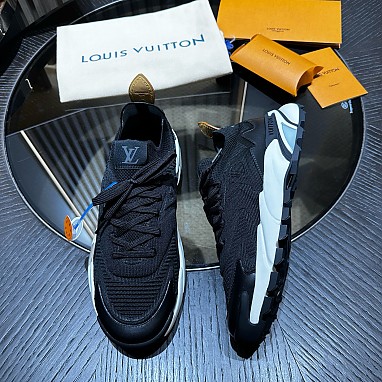 [LOUIS VUITTON] 루이비통 러너 타틱 스니커즈 남성용