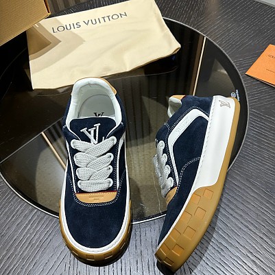 [LOUIS VUITTON] 루이비통 틸티드 스니커즈 남성용
