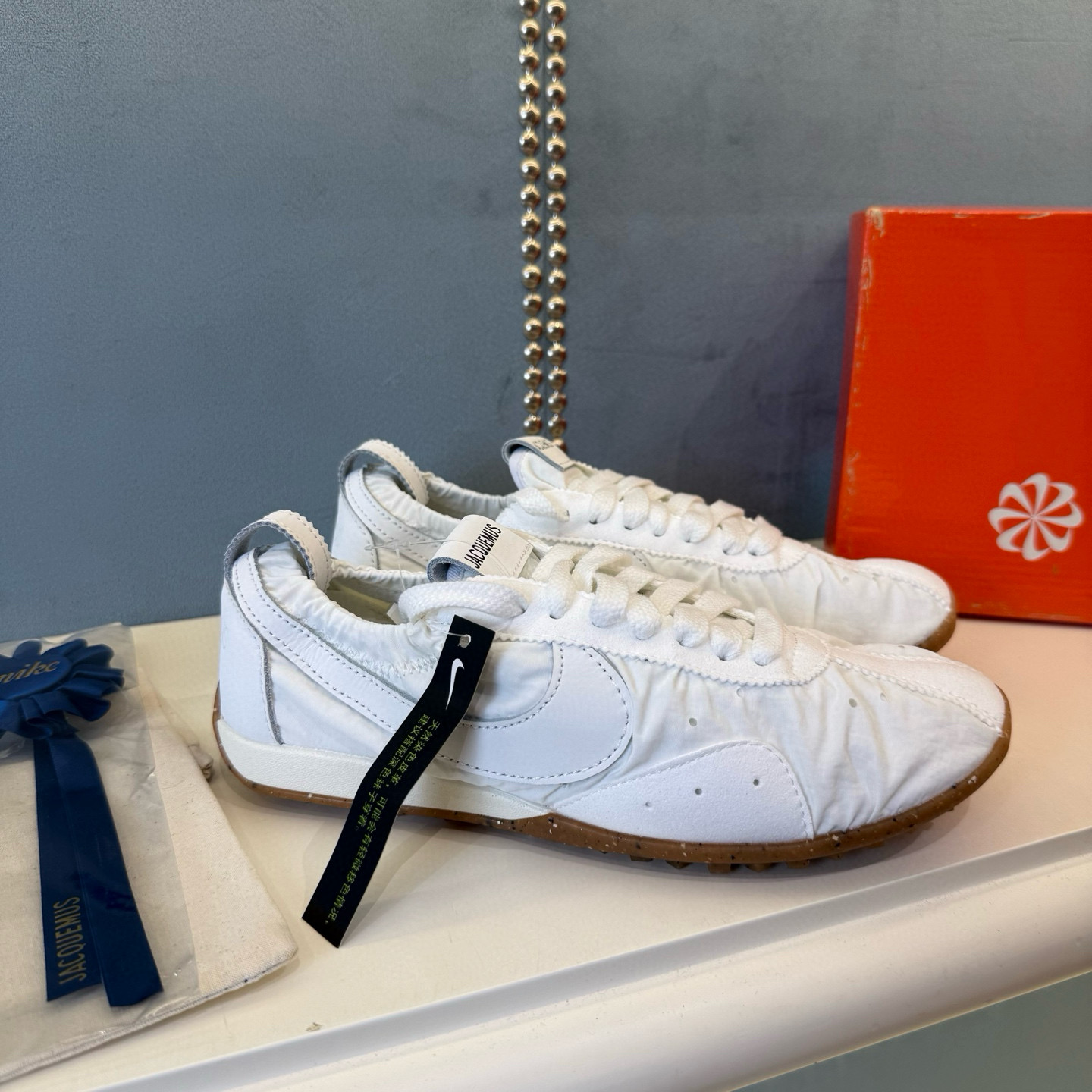 [NIKE] 나이키 x 자크뮈스 문 슈 SP 소프트 펄 세일 HV8547-002 남녀공용